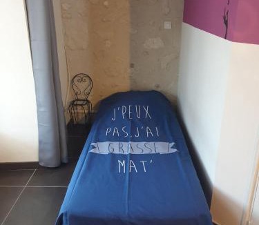 Noyant-Villages Apartment | Gîte Borely avec accès piscine