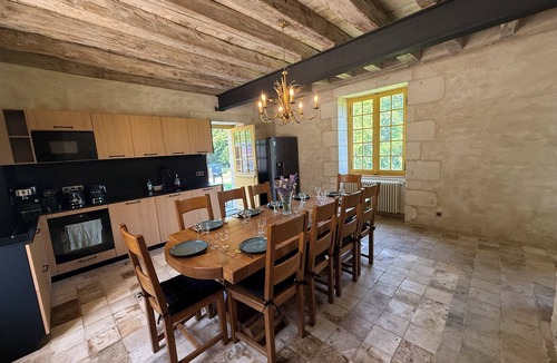 Anche House | Gîte du Château des Brétignolles - Heritage, pool and nature - Near Chinon