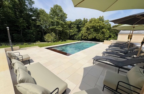 Anche House | Gîte du Château des Brétignolles - Heritage, pool and nature - Near Chinon