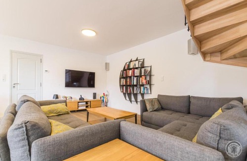 Saint-Laurent-de-Terregatte House | Gîte G1148