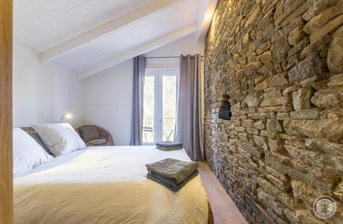 Saint-Laurent-de-Terregatte House | Gîte G1188