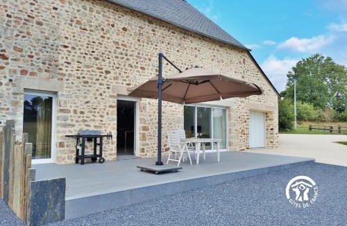 Crennes-sur-Fraubee House | Gîte la Maillardière, 2 personnes