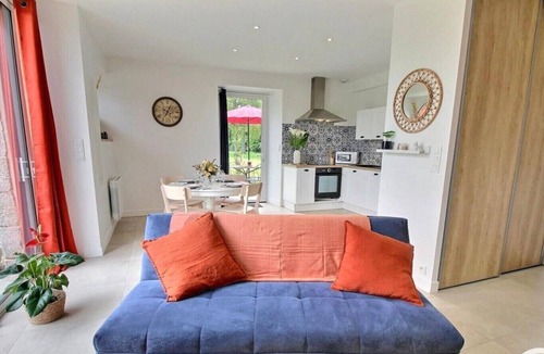 Taupont House | Gîte - Le Buis de Bréhaut: terrace, garden and Wi-Fi