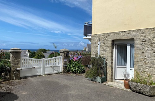 Saint-Nic Apartment | Gîte Villa Morgane (250 m from Pentrez beach)