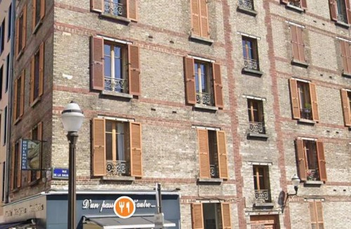 Centre Ville Apartment | Gaspar- Passages- Comfort & proximity to Paris