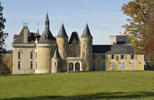 Mers-sur-Indre House | Gite at Château du Magnet MERS SUR INDRE