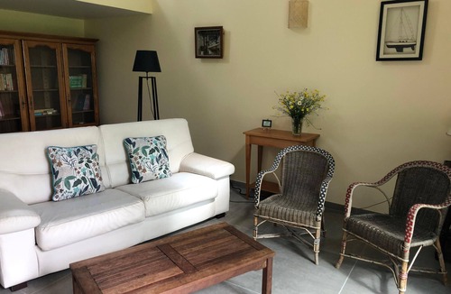 Surzur House | Gîte in the heart of nature, 10 km from the ocean