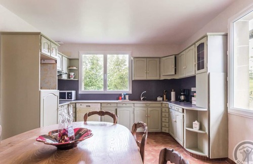 St-Denis-le-Vetu Cottage | Gite Saint-Denis-le-Vêtu, 4 bedrooms, 8 persons