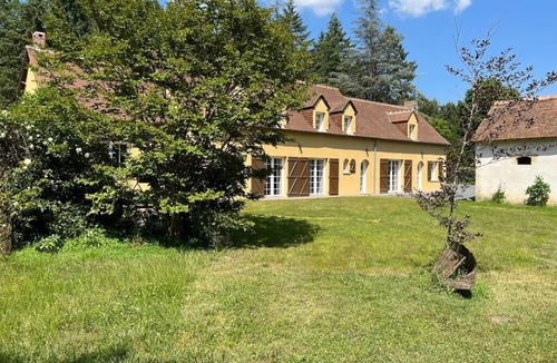 Parigne-lʼEveque House | Gite Spacieux au Calme à 10 min du Mans