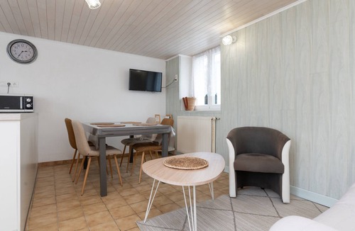 Plouhinec House | Gite "Tal er Mor" – Peaceful Retreat by the Sea
