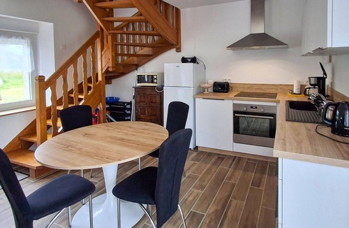 Runan House | Gorgeous home in Runan with WiFi