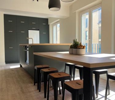 Alencon Apartment | Grand appartement en centre-ville