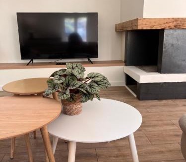 Alencon Apartment | Grand appartement en centre-ville