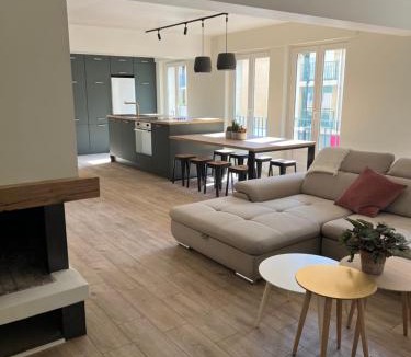 Alencon Apartment | Grand appartement en centre-ville