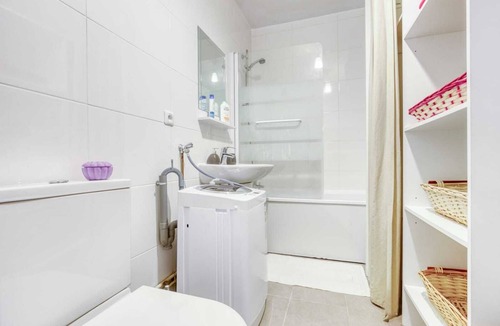 Le Chesnay House | Grand Studio A&M Confort Le Chesnay/versailles