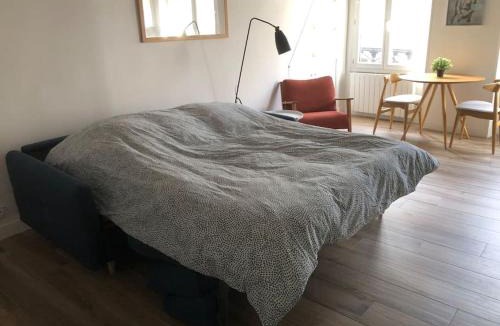 Quartier Sainte-Avoye Apartment | Grand studio - Marais - Pompidou