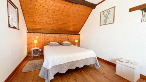 Ferrieres-la-Verrerie House | Grande maison de campagne Les Sorans