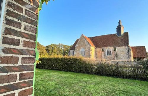 Montireau House | Grande maison de charme avec jardin clos, idéale pour familles et amis, au cœur du Perche - FR-1-581-94