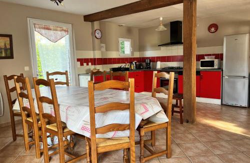 Montireau House | Grande maison de charme avec jardin clos, idéale pour familles et amis, au cœur du Perche - FR-1-581-94