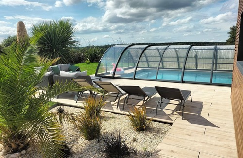 Montertelot Villa | Grande Maison Familiale
