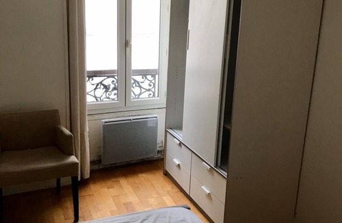 Val-de-Grace Apartment | Great location for this Apartment