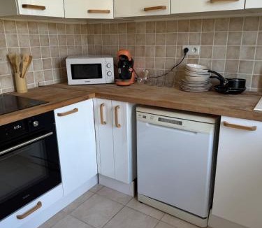 Argentan Apartment | Great location next to a park and downtown, well-equipped