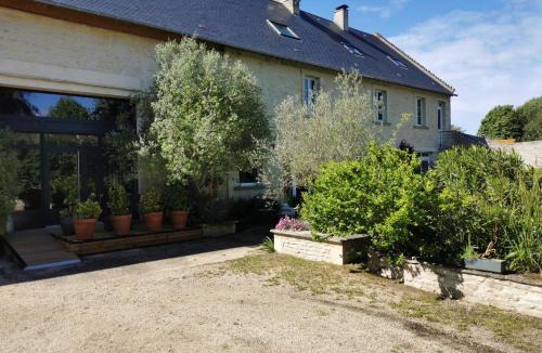 Sainte-Croix-sur-Mer House | Grenier de l'IRIS