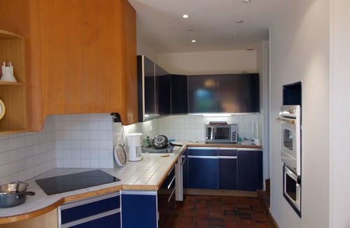 Remalard-en-Perche House | Ground floor apartment, 500m2 garden bordered by the river, 500m greenway