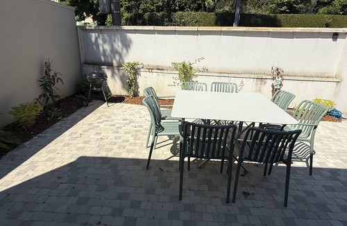 Jardin des plantes House | Guest house heated pool free parking 2 minutes from the Jardin des Plantes!