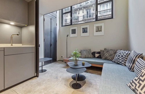 Porte-Saint-Martin Apartment | GuestReady - Gorgeous Duplex in Central Paris