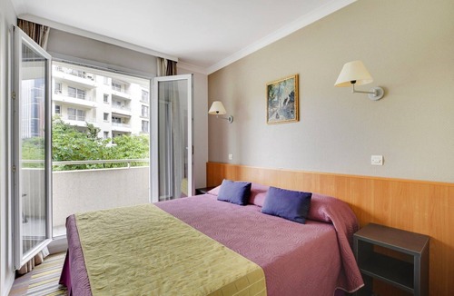 Faubourg de l'Arche Apartment | GuestReady - modern flat near La Défense