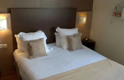 Franqueville-Saint-Pierre Hotel | Hôtel le Pavillon de Rouen