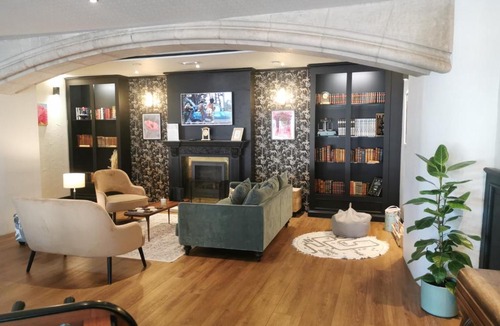 Vernon Hotel | Hôtel Le Normandy - Maison Tassoni