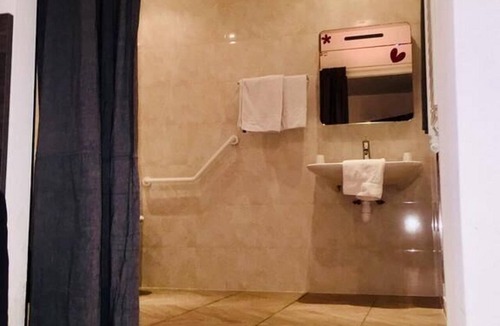 Quartier de la Goutte-d'Or Hotel | Hôtel Résidence de Bruxelles Paris-Gare du nord direct Eurostar - proche Montmartre - Sacré Coeur
