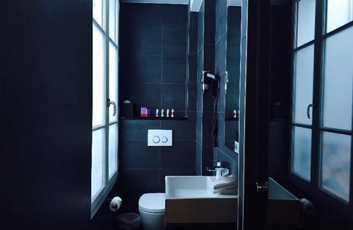 Belleville Hotel | Hôtel Scarlett