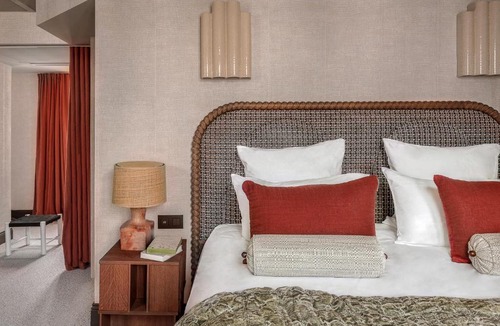 Enfants-Rouges Hotel | Hôtel Suzie Blue