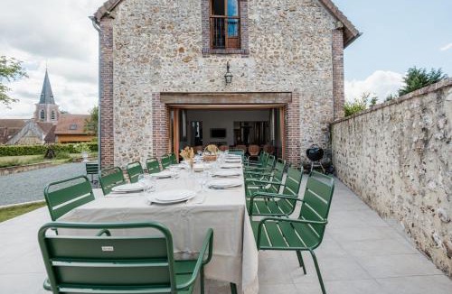 Champrond-en-Gatine House | Harmony Homes Champrond-en-Gâtine Indoor Pool Hunting Lodge