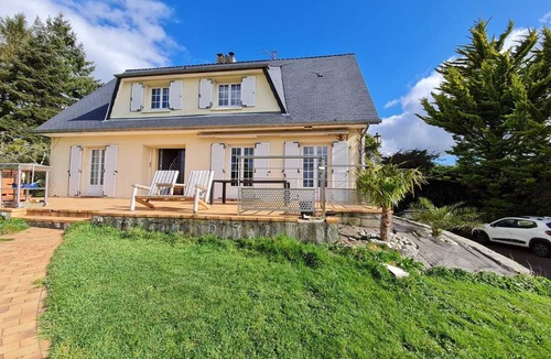 Saint-Georges-Montcocq House | Haven of peace in Normandy