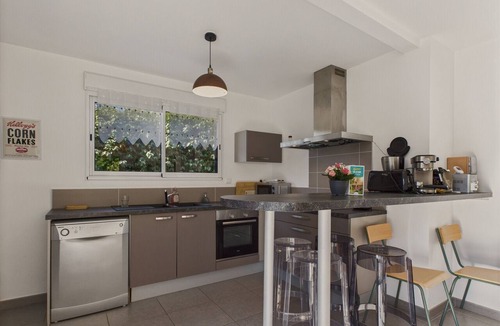 Saint-Vincent-sur-Jard Ski Chalet | Heated pool - 750m from Beach - 4 Adults, 4 kids