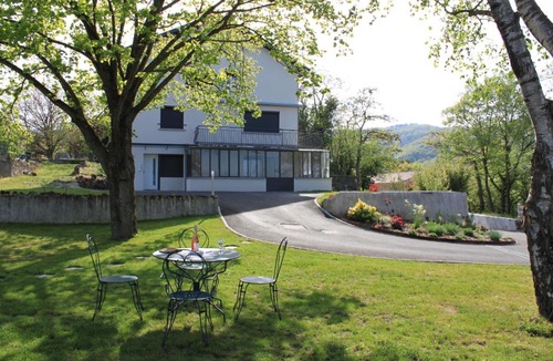 Chatel-Guyon Apartment | HippoLits
