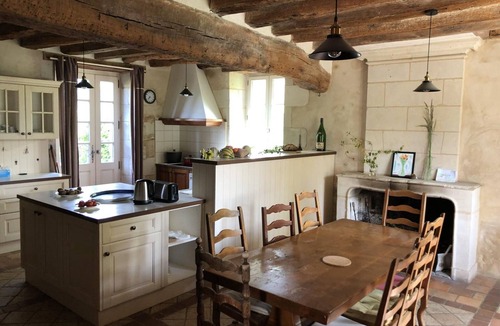 Ligre Cottage | Historic manor with private pool, near Chinon