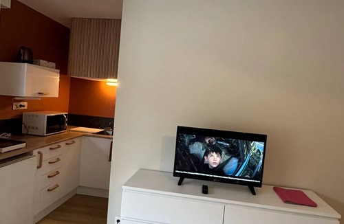 Bagnoles-de-l'Orne Apartment | Homerez - Cozy Studio in Bagnoles
