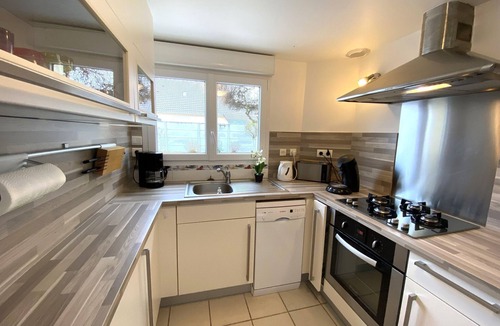 Saint-Pair-sur-Mer House | Holiday Home in Kairon near the Beach