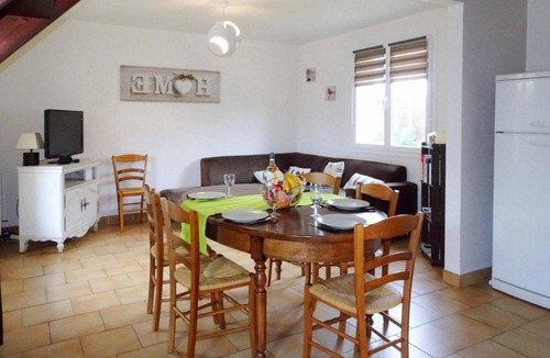 Portbail House | Holiday Home in Portbail near Sandy Beach