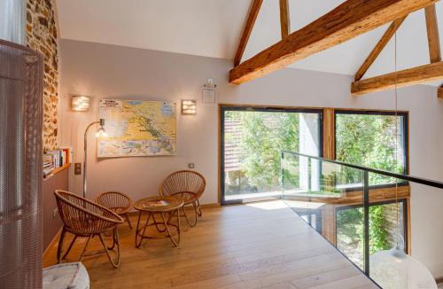 Saint-Pair-sur-Mer House | Holiday Home La Gicquelière by Interhome
