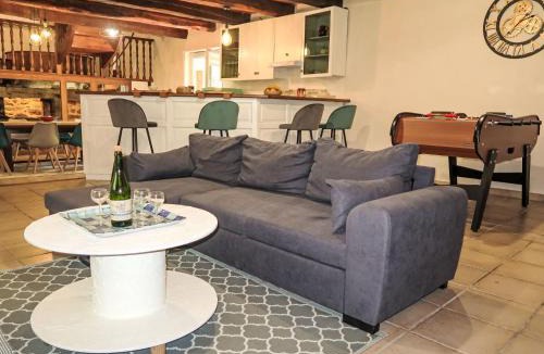 Saint-Glen House | Holiday Home La Meunière by Interhome
