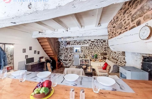 Tresse House | Holiday Home Le bourg tressé by Interhome