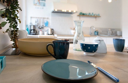 Plouha House | Holiday Home “Le Petit Baigneur” with Private Terrace, Shared Garden & Wi-Fi