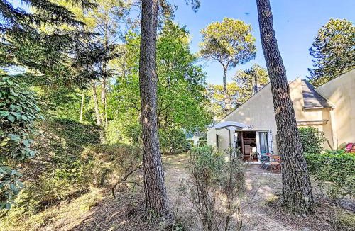 Ploemel House | Holiday Home Les Hameaux du Golf by Interhome