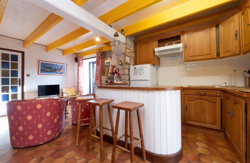 Arzon House | Holiday Home 'Maison Proche De La Mer' with Terrace